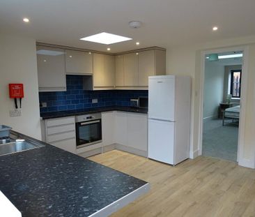 2 bedroom property to rent - Photo 4