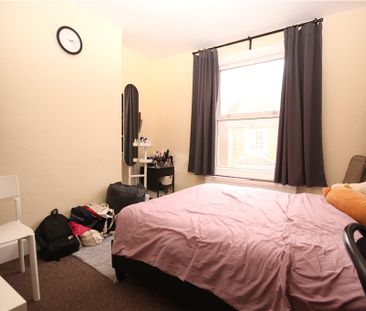 Gardner Road, Guildford, Surrey, GU1 4PG - Photo 6