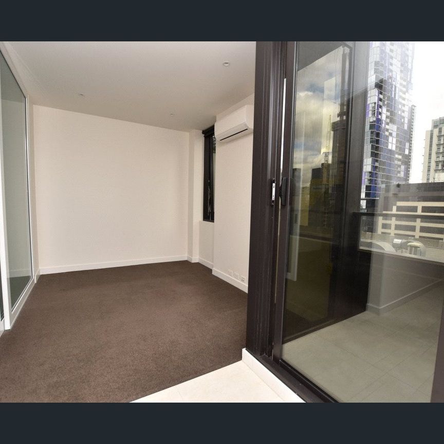 Stunning Location 1 Bedroom 1 Bathroom - Photo 1