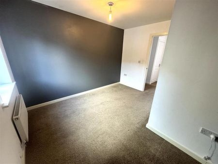 2 bedroom coach house to rent - Photo 5