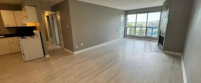 414 - 126 BELL FARM ROAD | 414 - 126 BELL FARM ROAD, Barrie - Photo 1