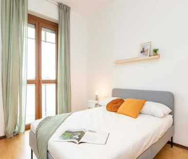 Viale Sondrio, Milan, Lombardy 20124 - Photo 2