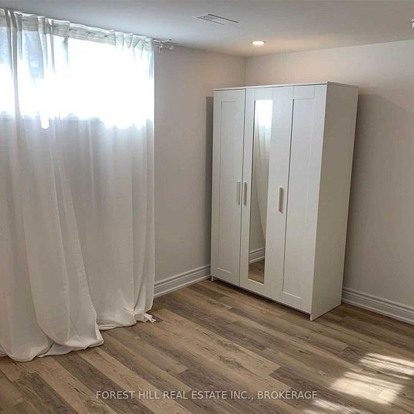 For Lease - 291 Brighton Avenue Unit# Lower, Toronto, Ontario - Photo 1