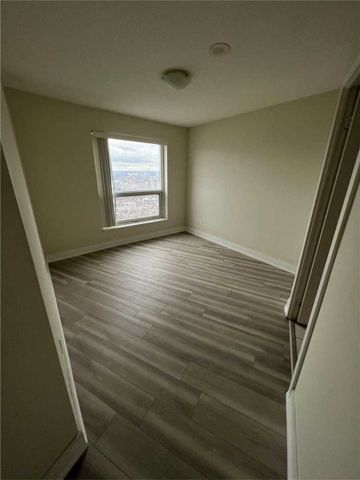 For Lease - 135 Village Green Square Unit# 3222, Toronto, Ontario - Photo 3