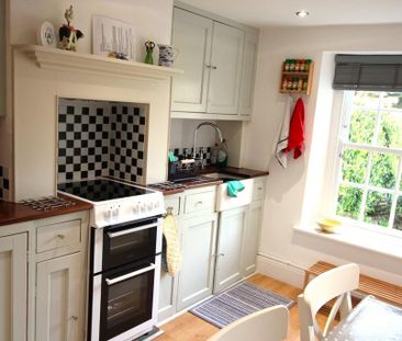 2 bedroom terraced house to rent - Photo 3