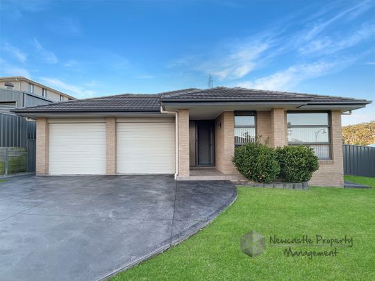 3 Macon Way, Cameron Park - Photo 1