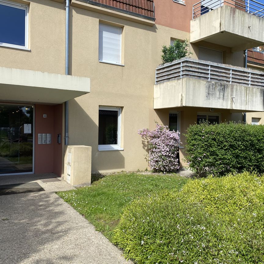 Location Appartement 2 pièces 45m² BEAUNE 21200 - Photo 2