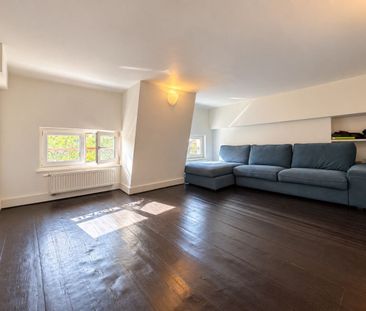 Appartement te huur in Brussel voor € 915 met 1 slaapkamer - Foto 1