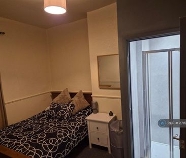 4 bedroom terraced house to rent - Photo 3