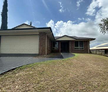 BEAUTIFUL FOUR BEDROOM HOME FRESHLY RENOVATED IS AVAILABLE FOR RENT... - Photo 2