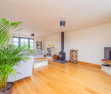 3 bedroom barn conversion to rent - Photo 3