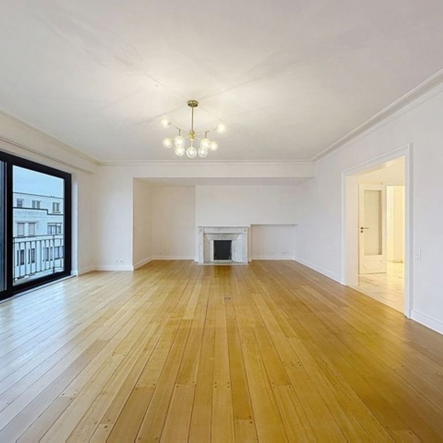 Tout savoir sur cet appartement à Bruxelles, à Bruxelles - Foto 1
