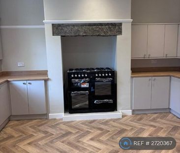 4 bedroom terraced house to rent - Photo 6