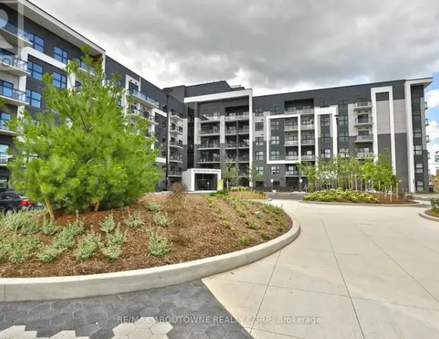 117 - 128 GROVEWOOD | 117 - 128 GROVEWOOD, Oakville - Photo 1