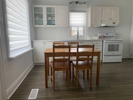 For Lease - 15 Patricia Avenue, Toronto, Ontario - Photo 5