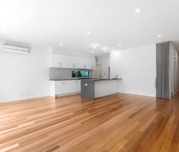 19B Vera Street, Bentleigh East VIC 3165 - Townhouse For Rent | Domain - Photo 4