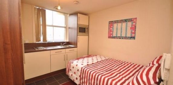 1 Bed - Kirkgate, Oldgate, Town Centre, Huddersfield - Photo 2