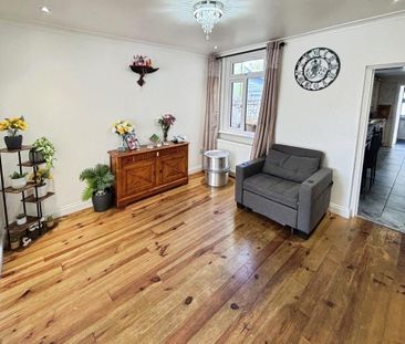 3 bedroom terraced house to rent - Photo 3
