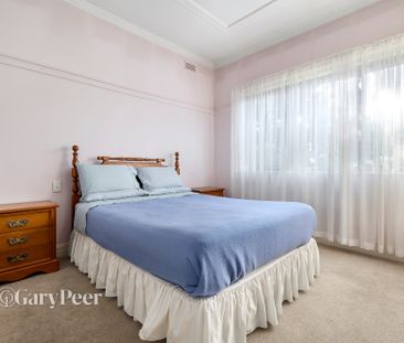 27 Albert Rd, Carnegie VIC 3163 - House For Rent | Domain - Photo 3