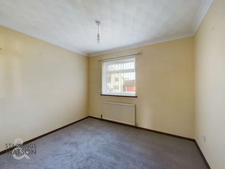 2 bedroom detached bungalow to rent - Photo 4