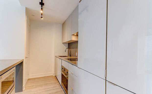 For Lease - 7 Grenville Street Unit# 4105, Toronto, Ontario - Photo 1