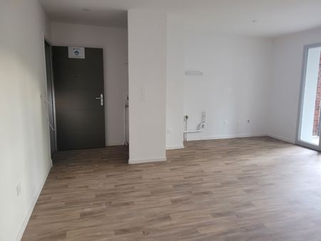 Location Appartement 2 pièces 44m² ST SAULVE 59880 - Photo 4