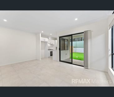 1/37 Kestrel Road, Park Ridge, Qld 4125 - Photo 1