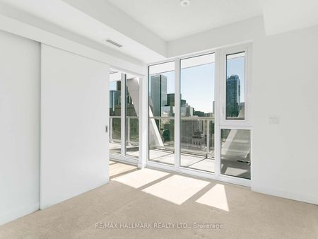 For Lease - 230 Simcoe Street Unit# 3217, Toronto, Ontario - Photo 5