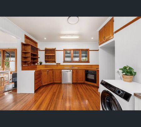 32 Gearside St, Everton Park, Qld 4053 - Photo 5