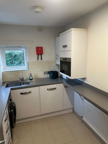 2 Bed Flat, Pamela Court, NW10 - Photo 5