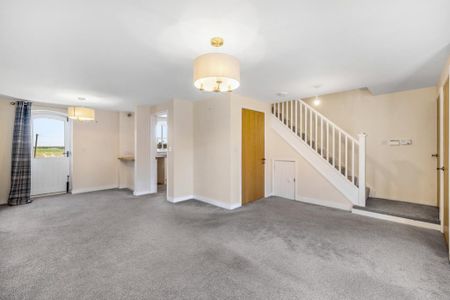 3 bedroom terraced house to rent - Photo 2