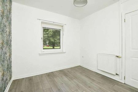 Stoneside Square, Glasgow, G43 - Photo 5