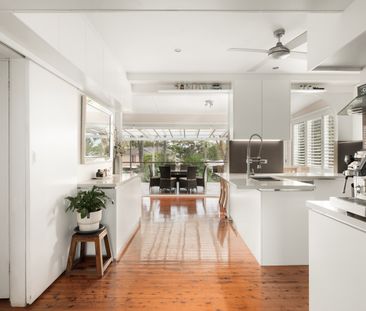 8 Kerry Close, Beacon Hill NSW 2100 - House For Rent | Domain - Photo 4