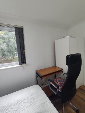 Room in a Shared Flat, Bold Street, M15 - Photo 4