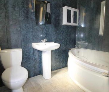 8 Anderson Crescent, Derry, Londonderry, BT47 2BY - Photo 6