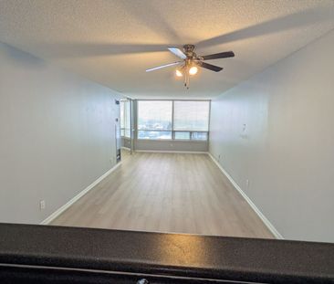 For Lease - 1121 Steeles Avenue Unit# 702, Toronto, Ontario - Photo 1
