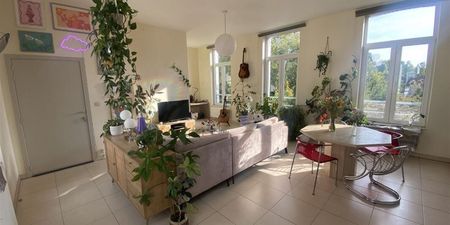 Appartement te huur in Antoing voor € 750 met 2 slaapkamers - Photo 2