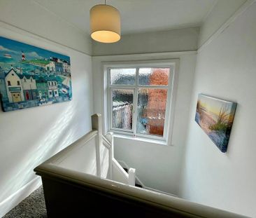 4 bedroom semi-detached house to rent - Photo 4