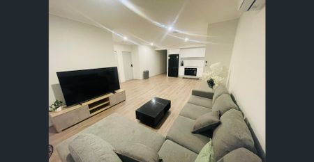 Brand New Fully Furnished Co-Living Home in Lara - Bills and Wi-Fi Included - Photo 3