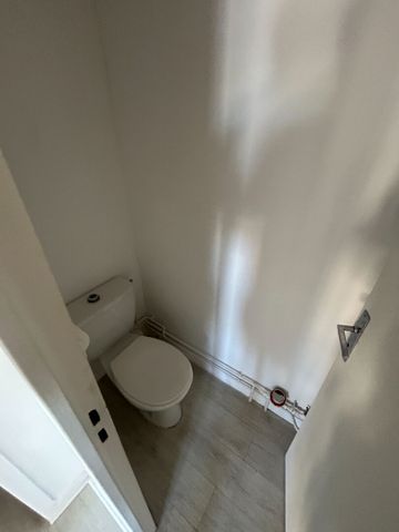 Location Appartement 1 pièce 26m² - Photo 5