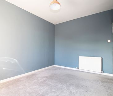 Dodhill Place, Knightswood, Glasgow - Photo 1