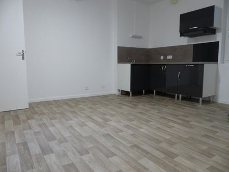 Location Appartement 2 pièces 42m² ANGERS 49100 - Photo 2