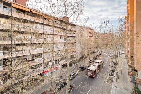Carrer de Benet Mateu, Barcelona, Catalonia 08034 - Photo 4