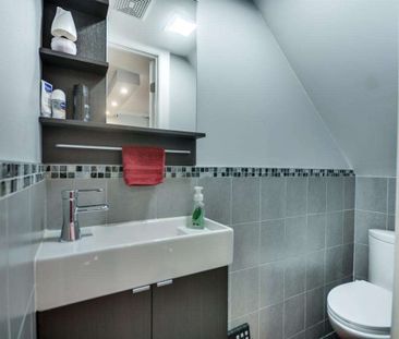 For Lease - 313 Kane Avenue, Toronto, Ontario - Photo 3