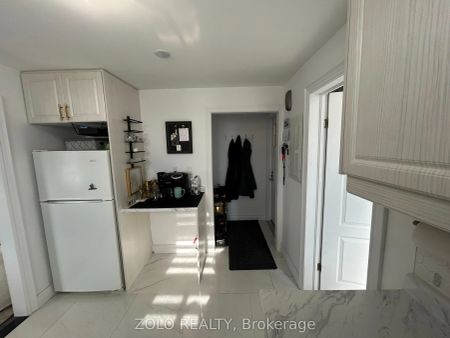 2 Evans Street #A - Photo 3