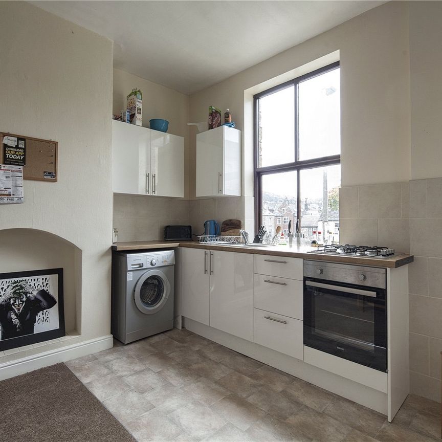 17 Brook Street, Huddersfield, HD5 - Photo 1