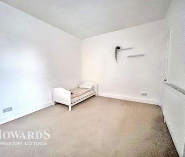 3 bedroom terraced house to rent - Photo 5