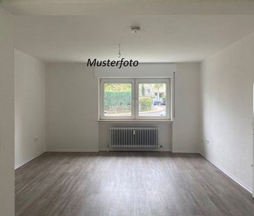 Wir sanieren für Sie - 2-Zimmer-Wohnung mit Tageslichtbad und Balkon - Foto 5