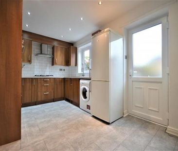 3 Bedroom Semi Detached To Let - Photo 6