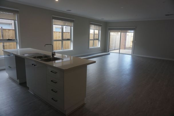 20 Shinrone Road, Gisborne - Photo 1